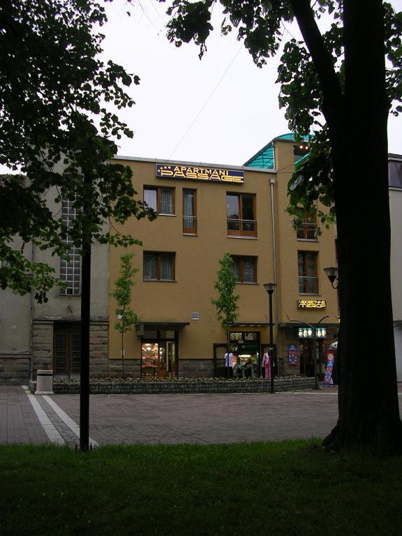 Apartments Passage Vrnjačka Banja Exteriör bild